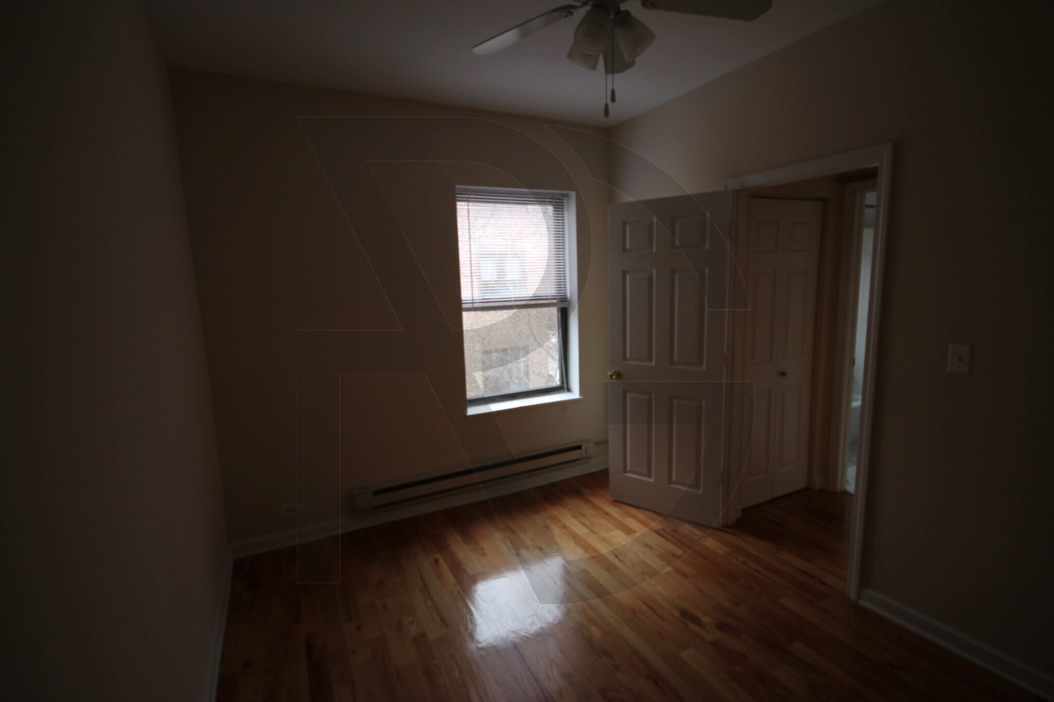 Building Photo - 3721 N Pine Grove Ave