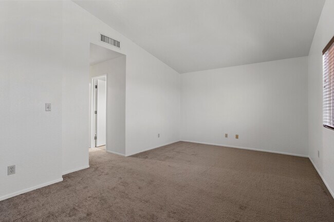 Building Photo - 9413 N Albatross Dr