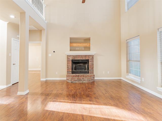 Building Photo - 210 Sendero Dr