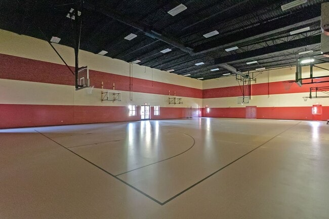 Building Photo - Luxury Golf Resort Living in Guard-Gated Tuscany – Henderson