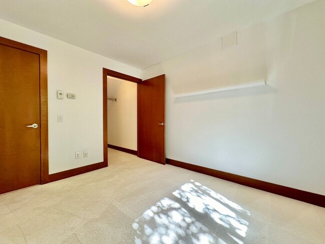 Building Photo - Stunning Townhome for Lease  in Seattle’s ...