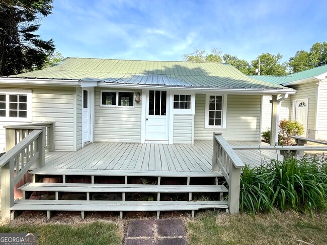 Building Photo - 92 Bleckley Dr