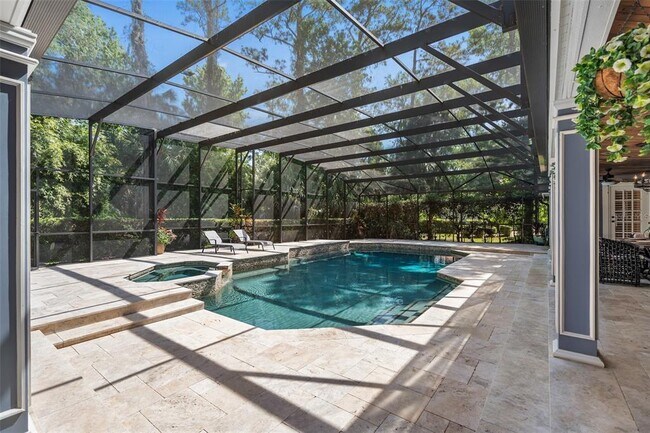 Building Photo - 2214 Earleaf Ct