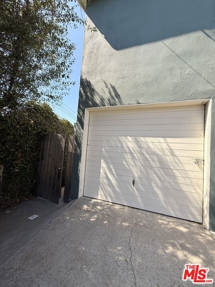Building Photo - 1243 25th St