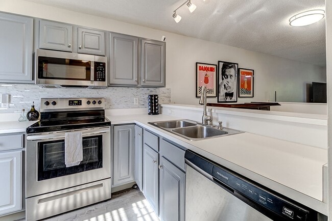 Building Photo - COMING SOON - Spacious Updated Condo in Gr...