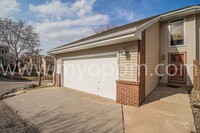 Building Photo - Stunning 4 Bed 3.5 Bath Home | N. 132nd & ...