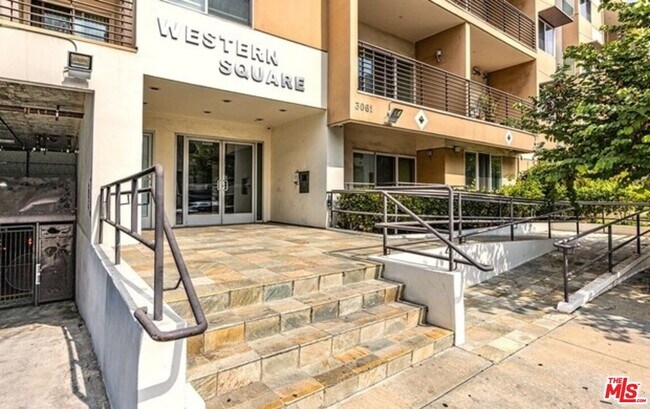 Primary Photo - 3061 W 12th Pl