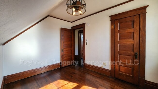 Building Photo - 1312 3rd Ave N