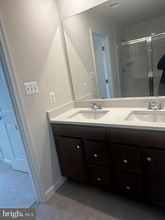 Building Photo - 3404 Whippitt Wy