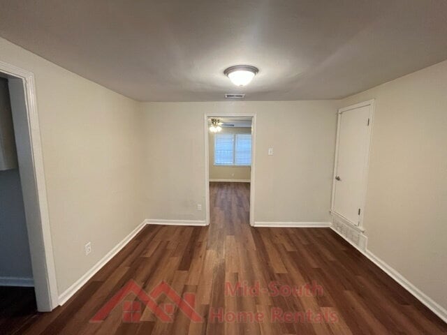 Building Photo - 858 Eyers Rd
