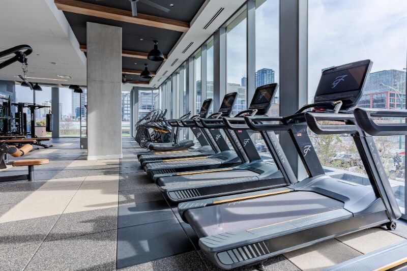 Building Photo - 123 N May St