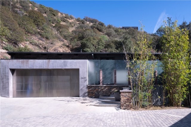 Building Photo - 2420 Bowmont Dr