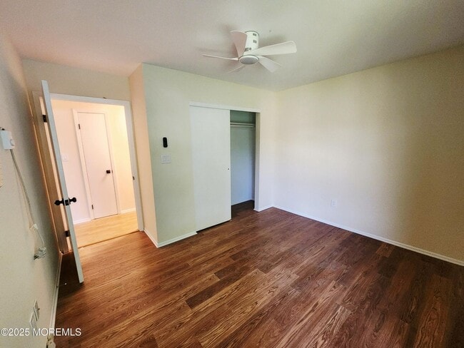 Building Photo - 38 Meadow Green Cir