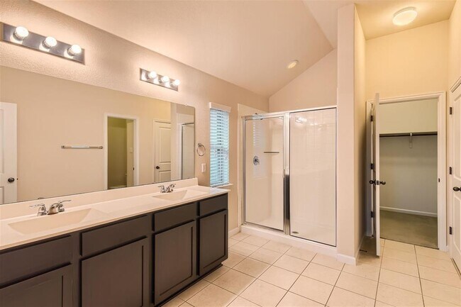 Building Photo - 273 Bridgestone Way
