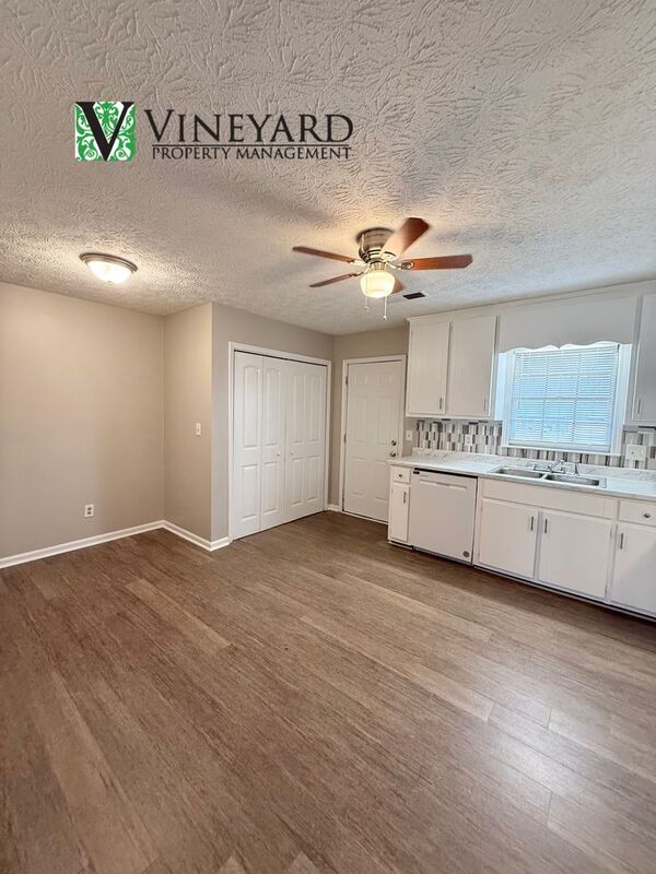 Building Photo - 19 Hannon Way