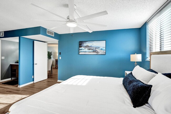 Building Photo - 300 Ocean Trail Way