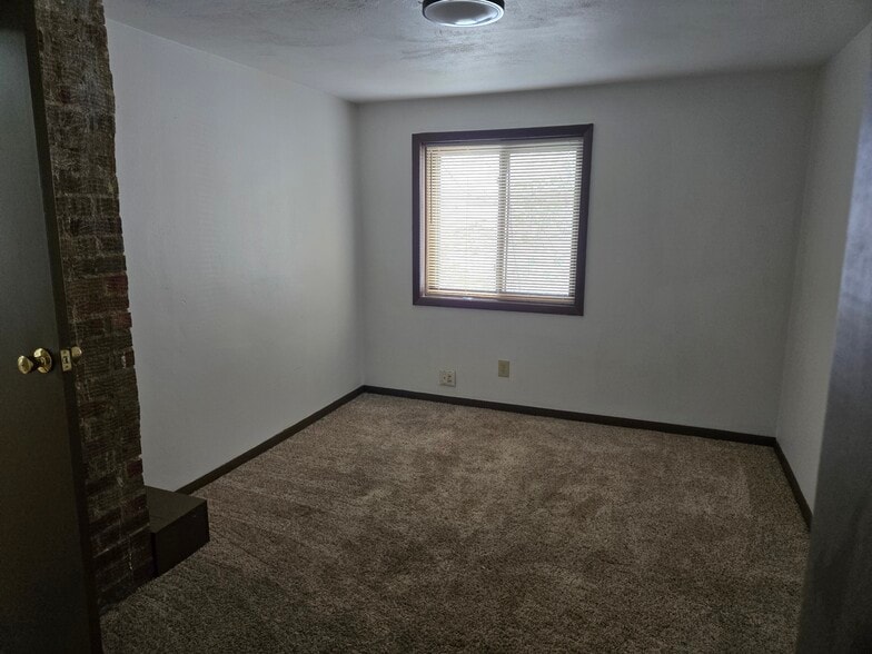 Bedroom - 2725 Soo Marie Ave