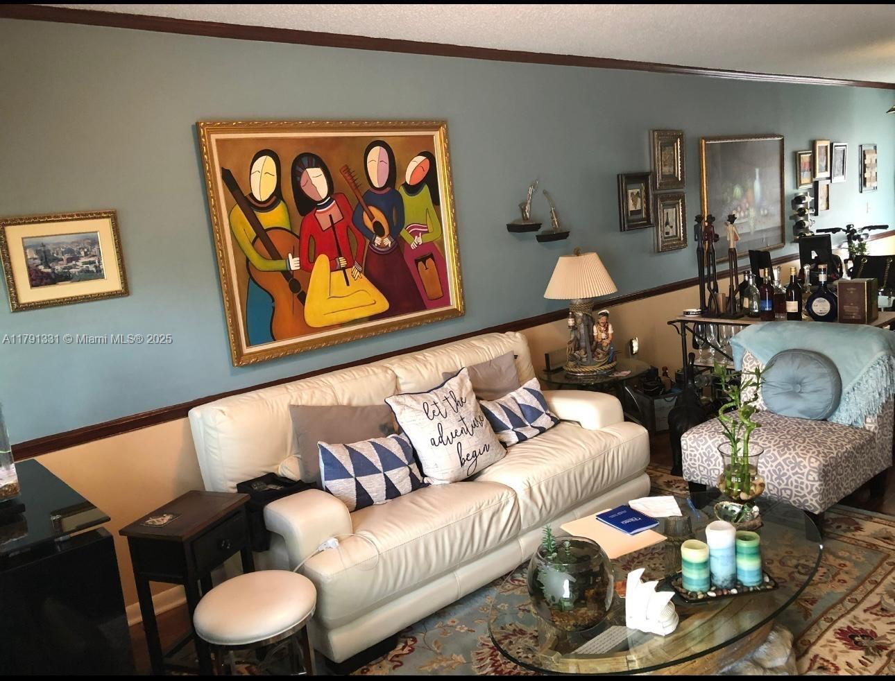 Building Photo - 248 Majorca Ave