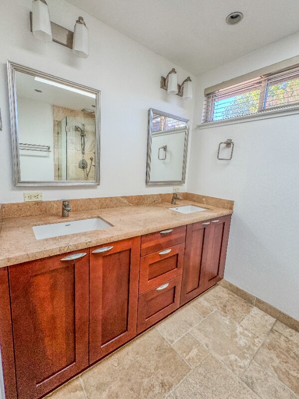 Building Photo - 3826 Paseo Grande