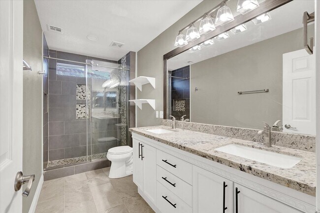 Building Photo - 6848 Baby Jade Ct