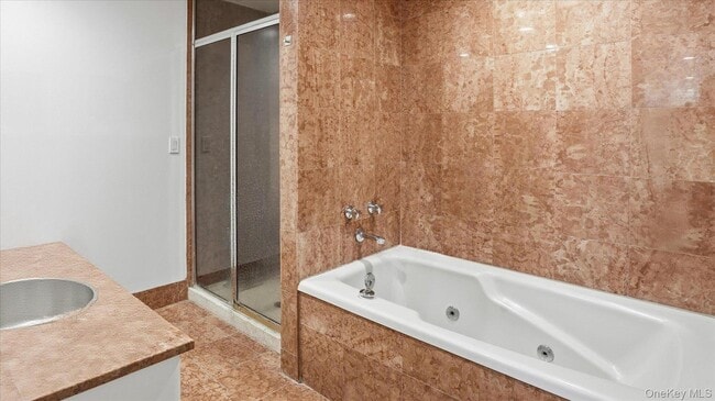 Building Photo - 100 Cutter Mill Rd