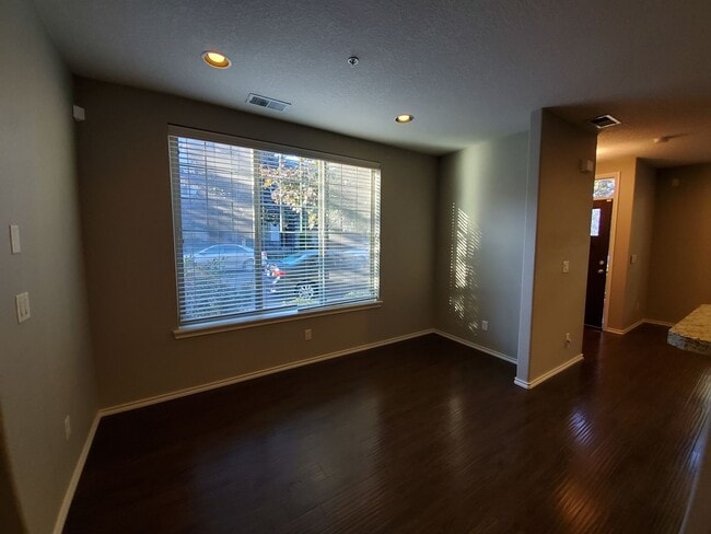 Building Photo - Arbor Parc Beauty