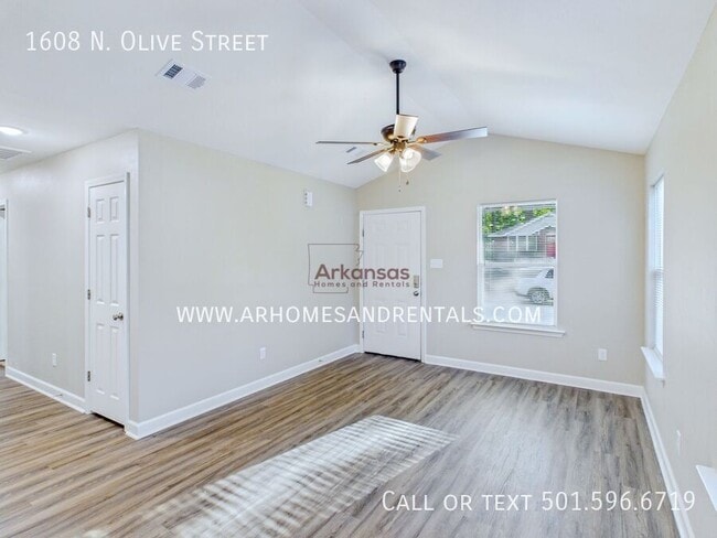 Building Photo - 1608 N Olive St
