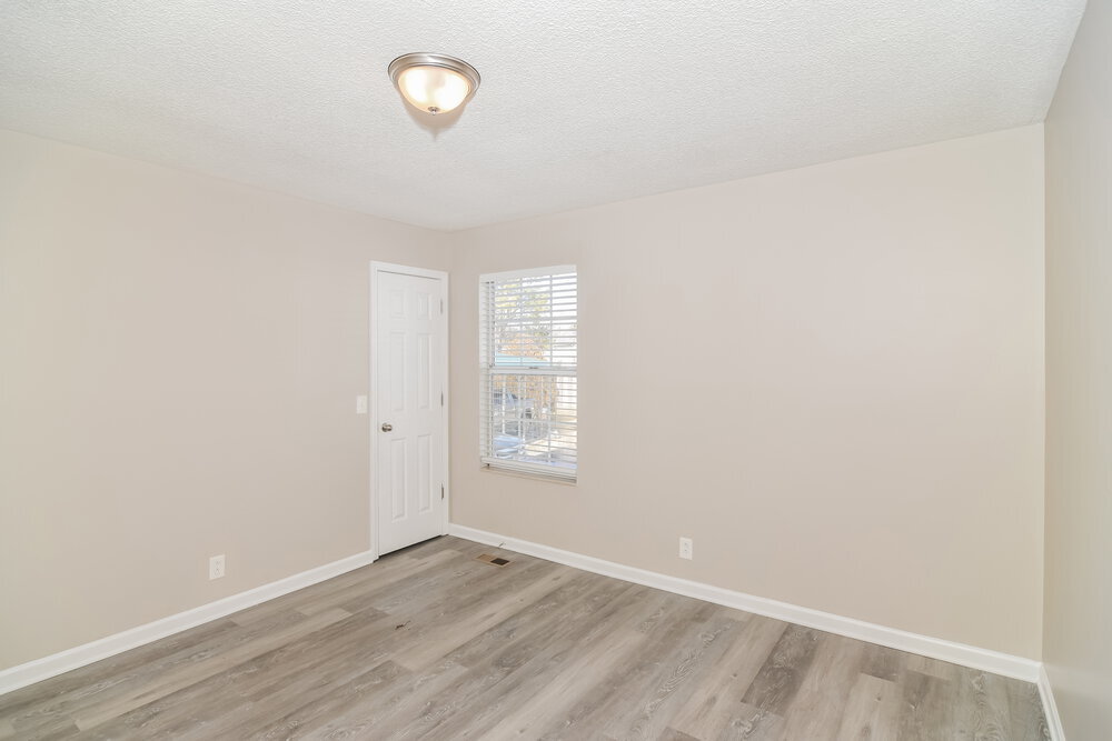 Building Photo - 3264 Towne Village Rd