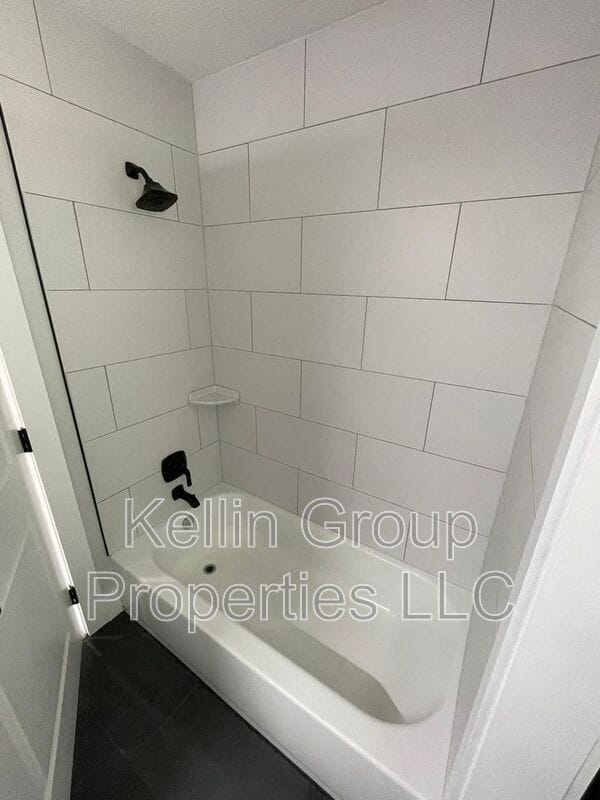 Building Photo - 1509 Hartsell Ave