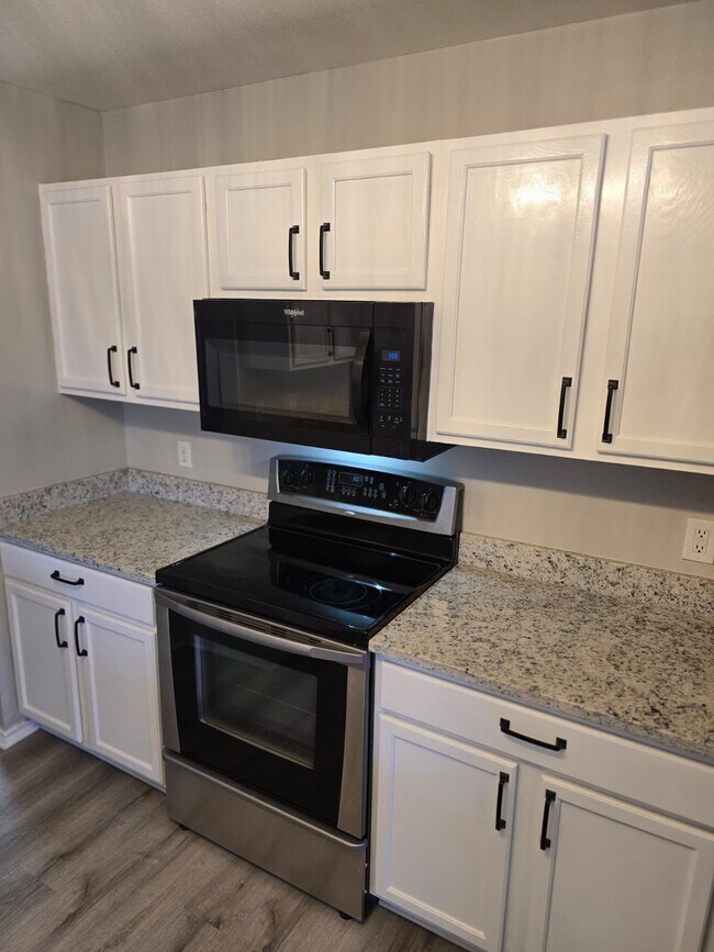 Building Photo - 8114 Furlong Gate