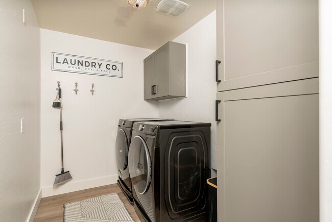 Building Photo - 9336 W Georgia Ave