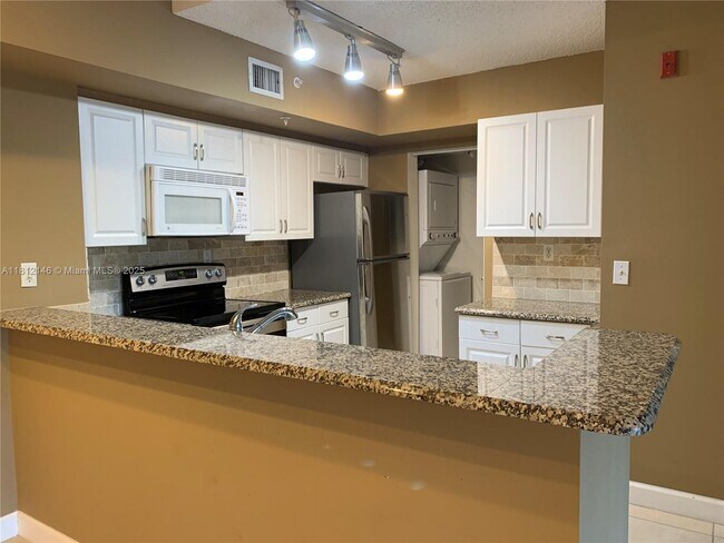 Primary Photo - 2620 S University Dr