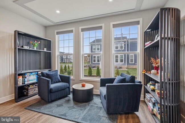 Building Photo - 101 Milvian Wy SE