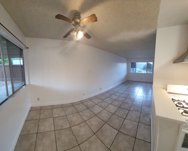 Building Photo - 1321 Madonna Rd