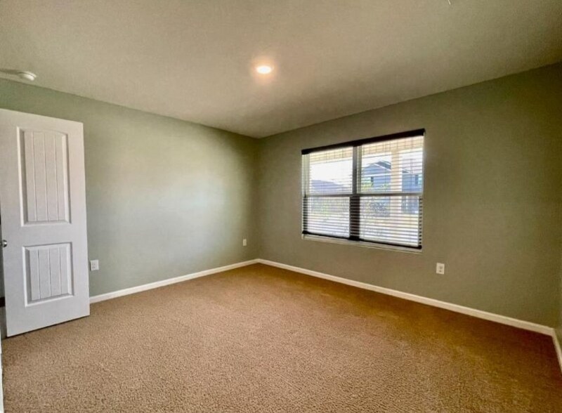 Building Photo - 910 Merganser Way