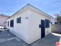 Building Photo - 446 W 88th St