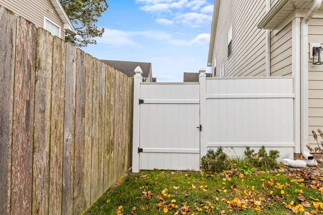 Building Photo - Single Family in Virginia Beach close to Town Center