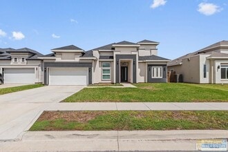 Building Photo - 9388 N Queen Palm