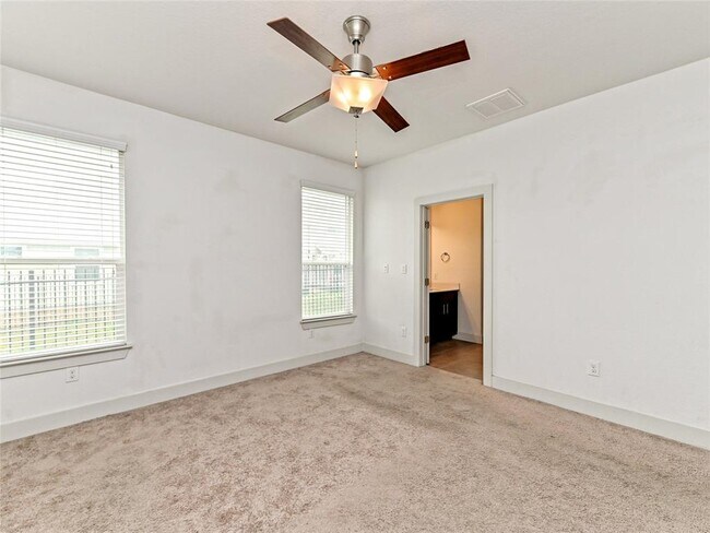 Building Photo - 2205 Capulet St