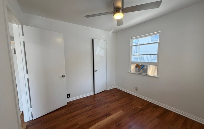 Building Photo - 14841 Sylvan St