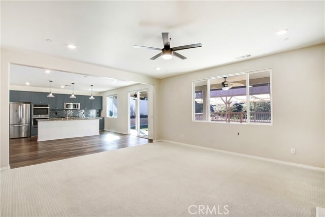 Building Photo - 26065 Plumcot Dr