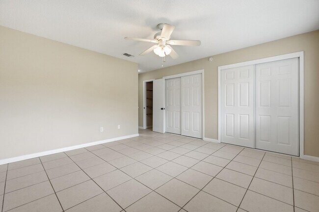 Building Photo - 644 Caribbean Way