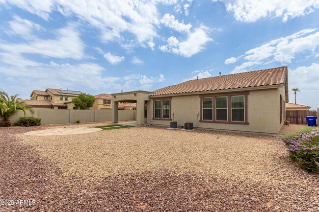 Building Photo - 4274 E Gleneagle Dr