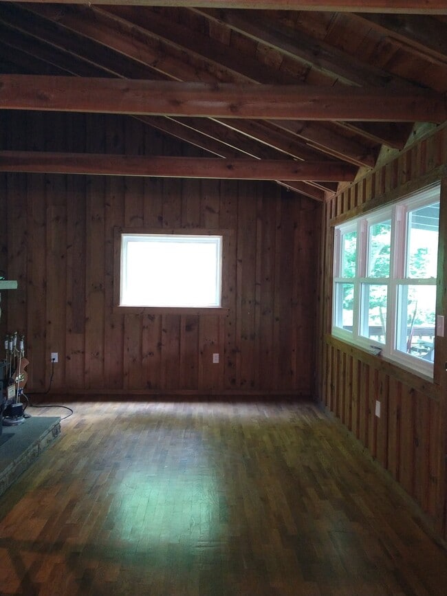Building Photo - 295 Ozzie Cornett Dr