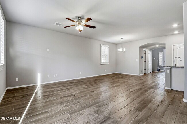 Building Photo - 12365 Desert Vista Ave