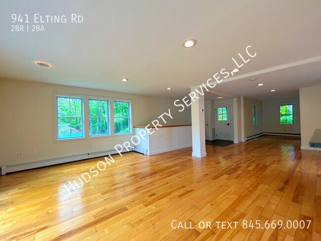 Building Photo - 941 Elting Rd