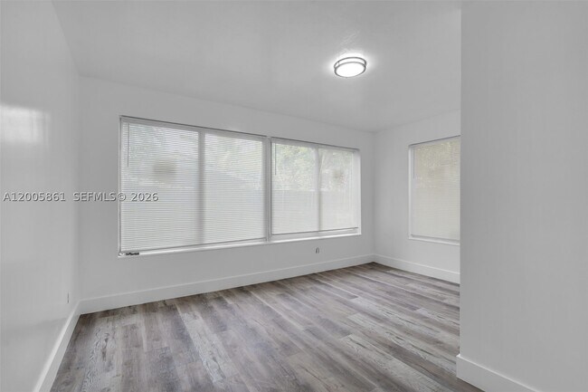 Building Photo - 265 NE 55th St