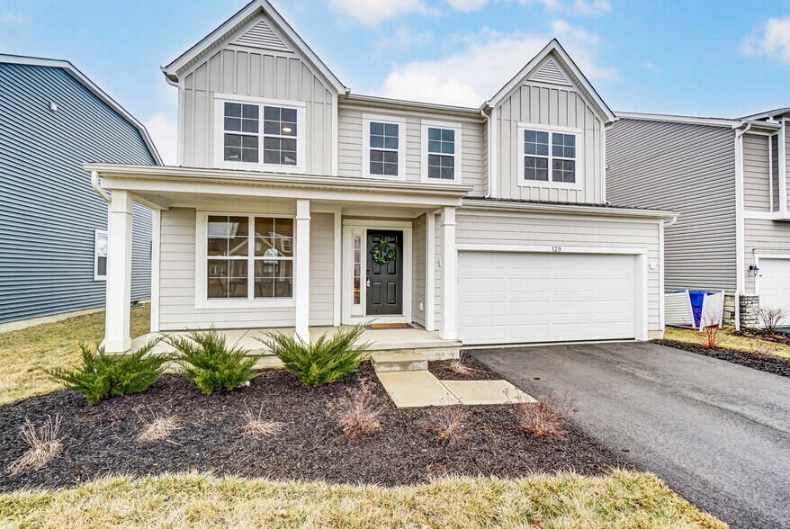 Primary Photo - 129 Mahogany Dr