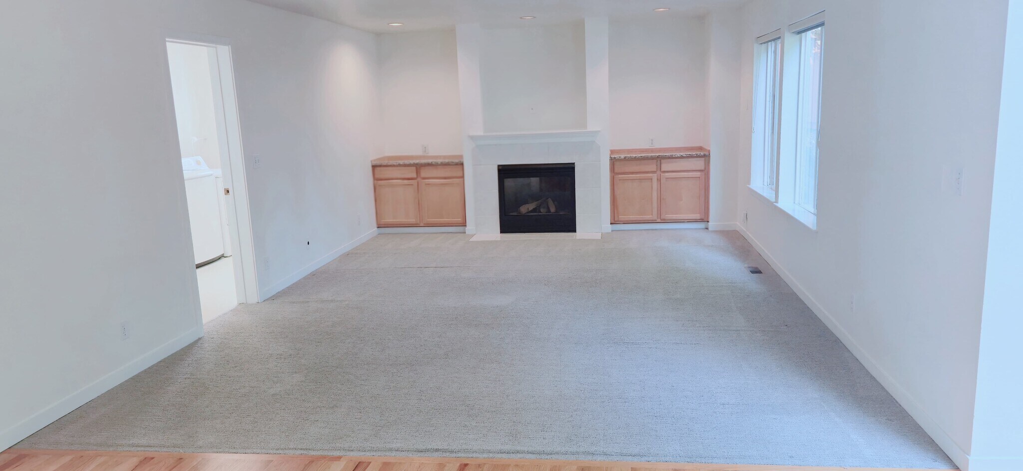 Building Photo - 10824 NE 144th Ct