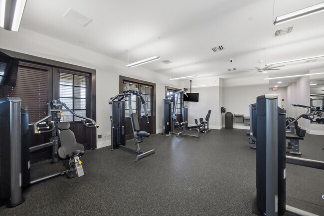 Building Photo - 5816 Brunner Ct